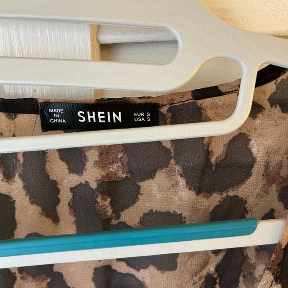 Sheer Cheetah Top - Picture 3 of 3